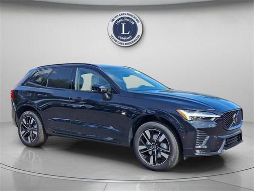 2026 Volvo XC60 B5 Plus