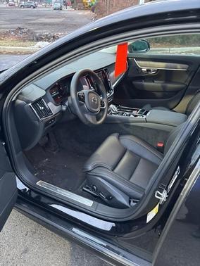 2024 Volvo S90 Recharge Plug-In Hybrid T8 Ultimate