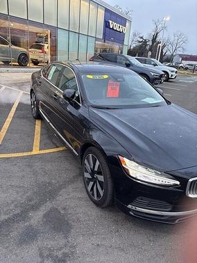 2024 Volvo S90 Recharge Plug-In Hybrid T8 Ultimate