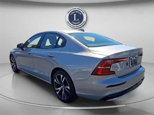 2025 Volvo S60 B5 Core