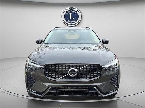 2025 Volvo XC60 Plus