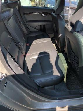 Sea Shell Metallic 2016 Volvo XC70 T5 Premier