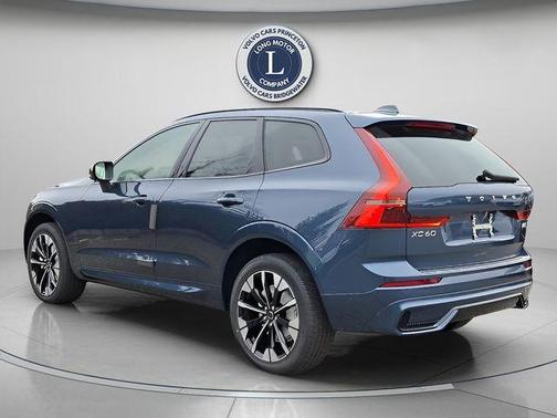 Denim Blue Metallic 2026 Volvo XC60 B5 Plus
