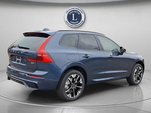 Denim Blue Metallic 2026 Volvo XC60 B5 Plus