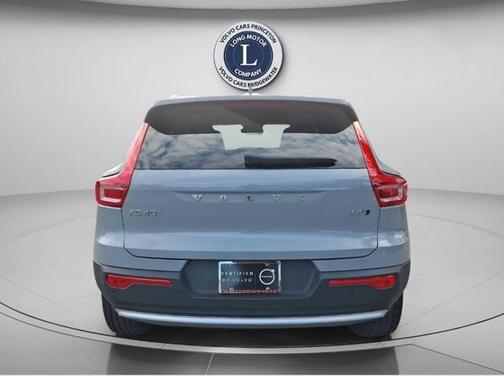 2025 Volvo XC60 B5 Plus