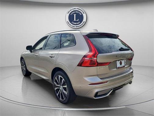 2025 Volvo XC60 Plus