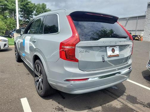 2025 Volvo XC90 B6 Ultra