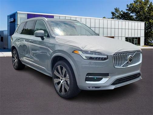 2025 Volvo XC90 B6 Ultra