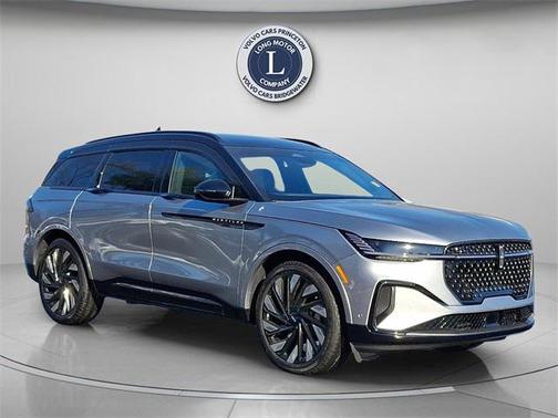 2024 Lincoln Nautilus Reserve