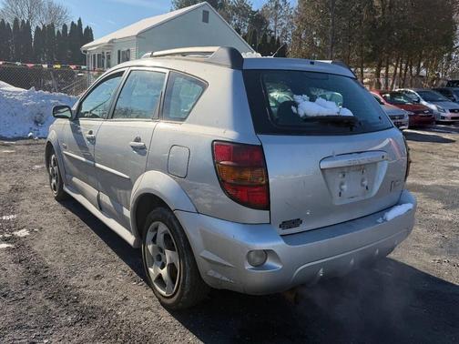 2006 Pontiac Vibe Base