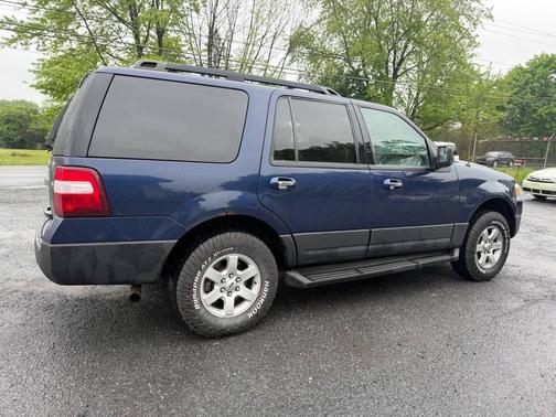 Dark Blue Pearl Metallic 2012 Ford Expedition XL