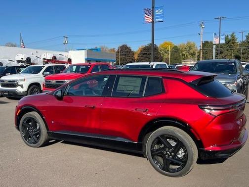 2025 Chevrolet Equinox EV RS