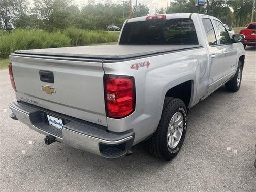 Photo 2 of 9 of 2017 Chevrolet Silverado 1500 LT