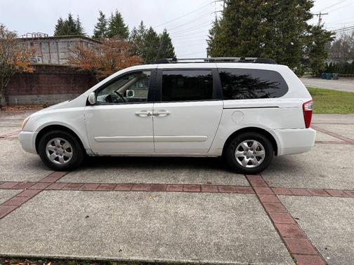 2008 Kia Sedona LX