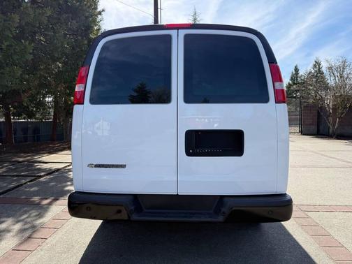 2017 Chevrolet Express 3500 Work Van