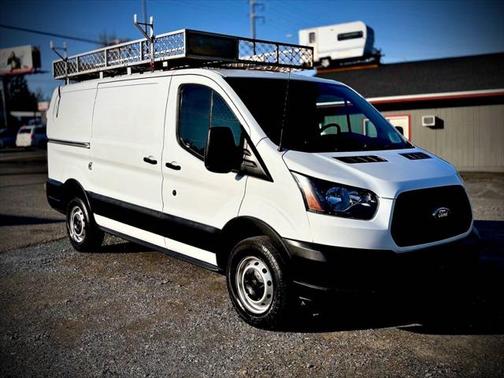 2017 Ford Transit-250 Base