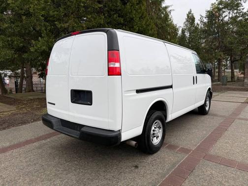 2021 Chevrolet Express 2500 RWD 2500 Regular Wheelbase WT