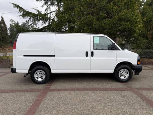 2021 Chevrolet Express 2500 RWD 2500 Regular Wheelbase WT