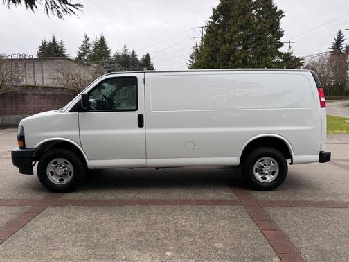 2021 Chevrolet Express 2500 RWD 2500 Regular Wheelbase WT