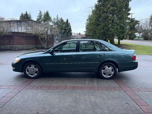 2003 Toyota Avalon XLS
