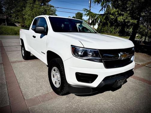 Summit White 2016 Chevrolet Colorado WT