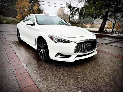2017 INFINITI Q60 3.0T Premium