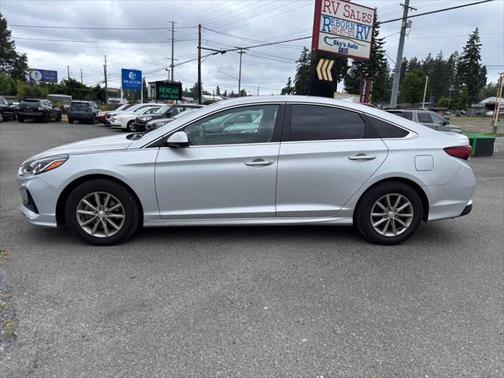 2018 Hyundai SONATA SE