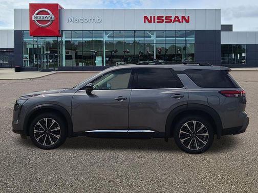 Gun Metallic 2026 Nissan Pathfinder Platinum