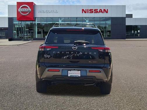 Super Black 2026 Nissan Pathfinder SL