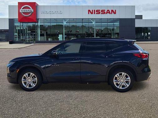 Midnight Blue Metallic 2020 Chevrolet Blazer 2LT