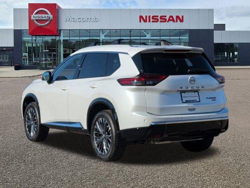 Everest White Pearl Tricoat 2026 Nissan Rogue Platinum