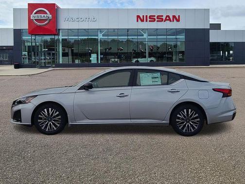 Brilliant Silver Metallic 2026 Nissan Altima 2.5 SV
