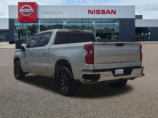 Silver Ice Metallic 2021 Chevrolet Silverado 1500 LT