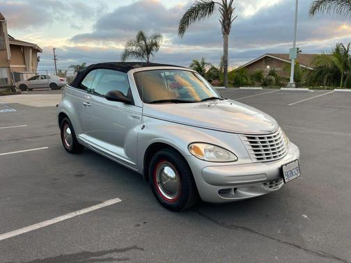 2005 Chrysler PT Cruiser Base