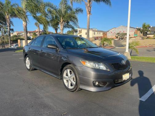 2011 Toyota Camry LE