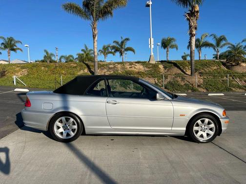 2000 BMW 323 323Ci Convertible 2D