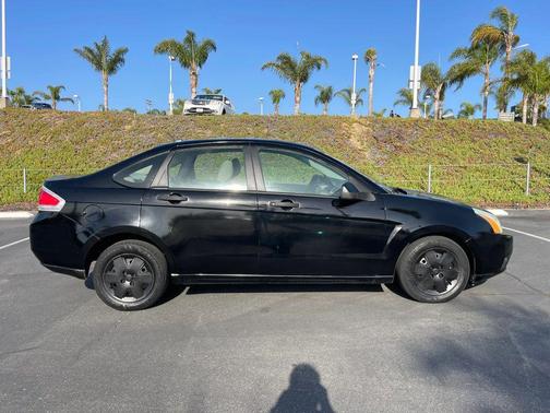 Black Clearcoat 2008 Ford Focus S