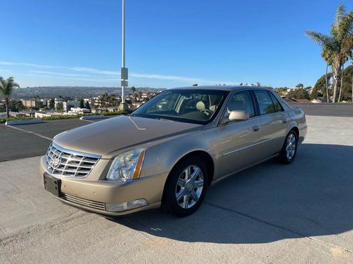 2006 Cadillac DTS Base
