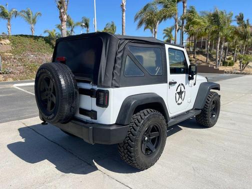 Bright White Clearcoat 2015 Jeep Wrangler Sport