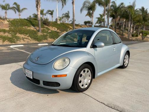 2010 Volkswagen New Beetle 2.5L