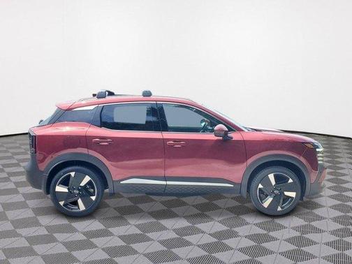 Scarlet Ember T 2026 Nissan Kicks SR