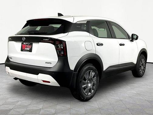 Fresh Powder 2026 Nissan Kicks S