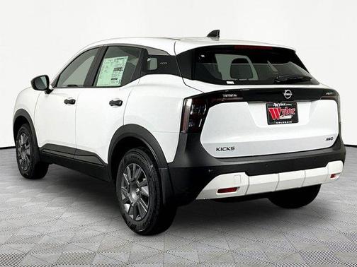 Fresh Powder 2026 Nissan Kicks S