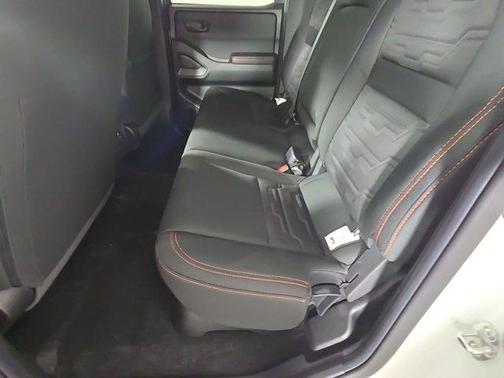 Glacier White 2026 Nissan Frontier PRO-4X