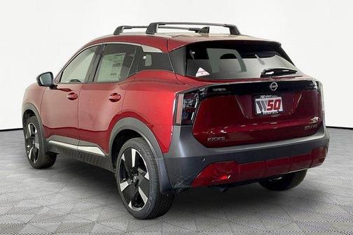 Scarlet Ember T 2026 Nissan Kicks SR