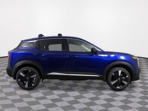 Deep Blue Pearl 2026 Nissan Kicks SR