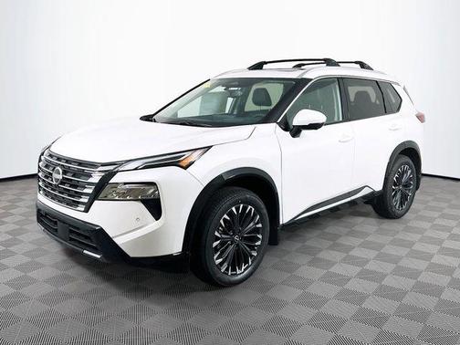 Everest White P 2026 Nissan Rogue Platinum