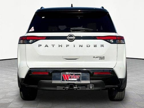Everest White P 2026 Nissan Pathfinder Platinum