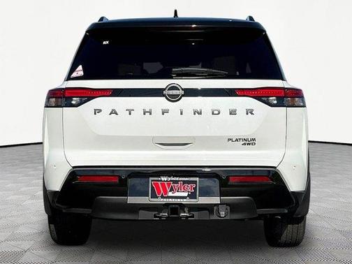 Everest White P 2026 Nissan Pathfinder Platinum