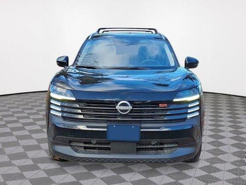 Super Black 2026 Nissan Kicks SR